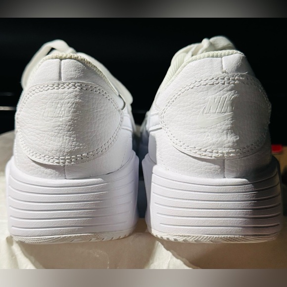 Nike Air Max SC Women’s SZ 9 Brand New W/Box - Picture 4 of 8